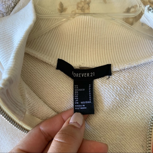 Retro striped sweater with O ring zipper - Picture 6 of 10